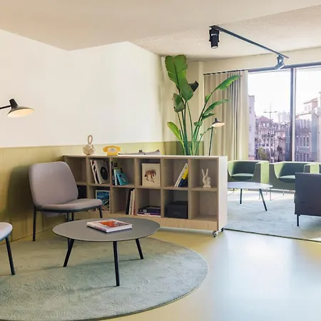 Aparthotel The Social Hub Extended 4*